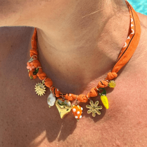 Arancia Bandana, collier en acier inoxydable, qui resiste à l'eau, de la bijouterie fantaisie Zalia Bijoux proche de voiron 38500